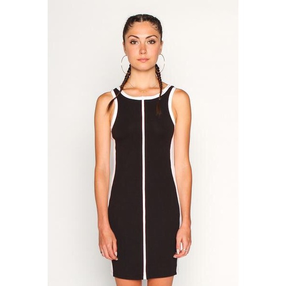 Dresses & Skirts - Valley High Bodycon Dress Dresses & Skirts - Valley High Bodycon Dress